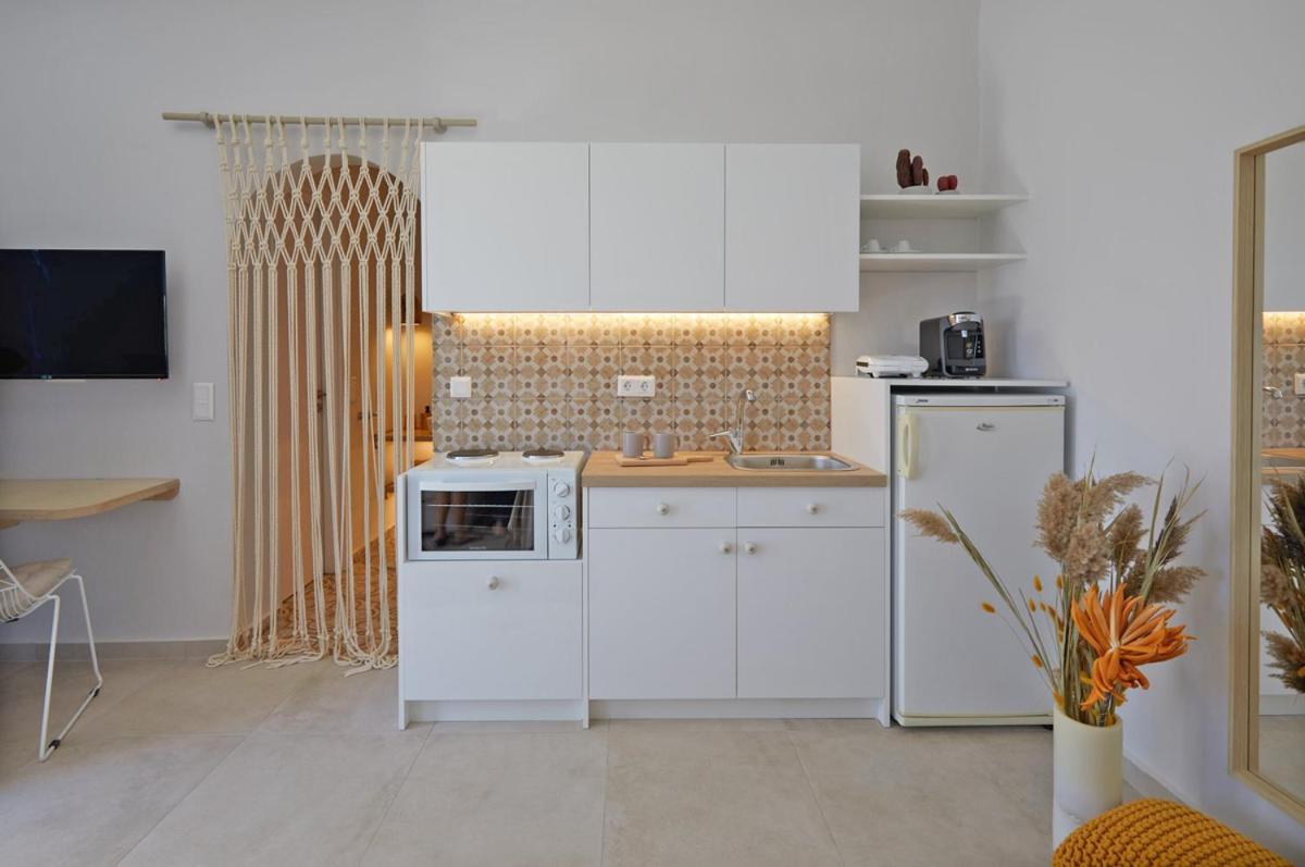 Spiliada Boutique Studios Баці Екстер'єр фото