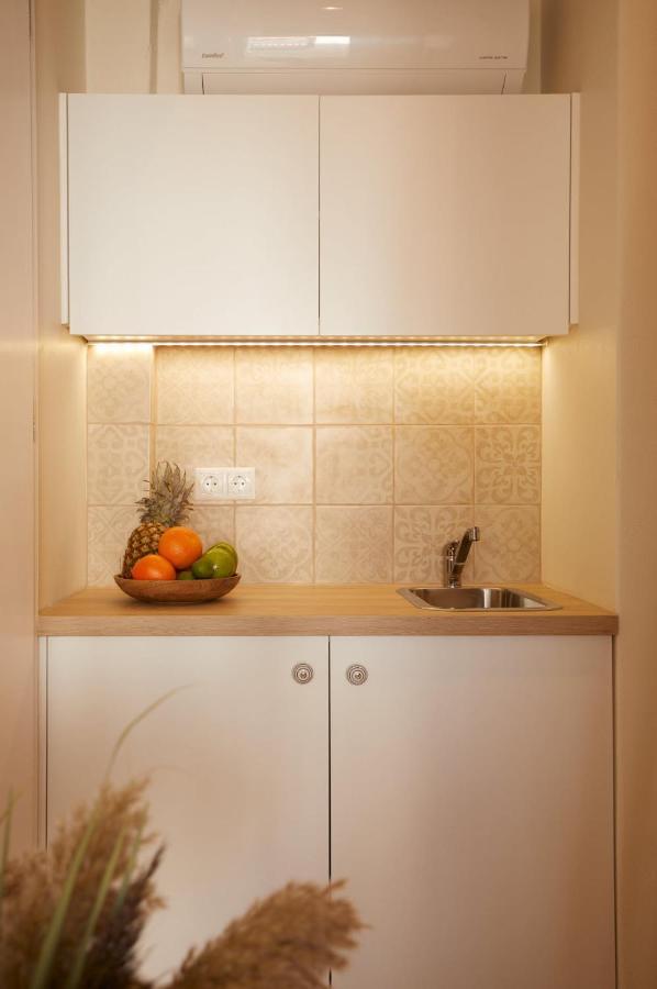 Spiliada Boutique Studios Баці Екстер'єр фото